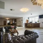 Hotel Kiston 4*